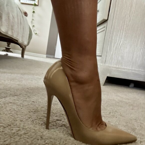 Jimmy Choo Anouk Nude Patent Leather Pumps - Picture 4 of 7